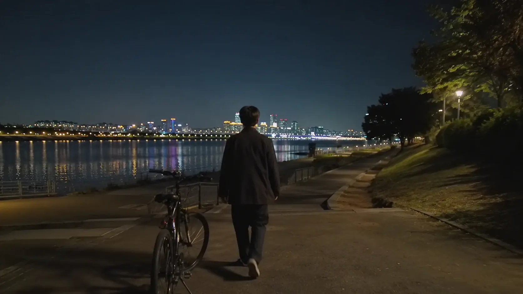 예시 4: 영상 생성 프롬프트